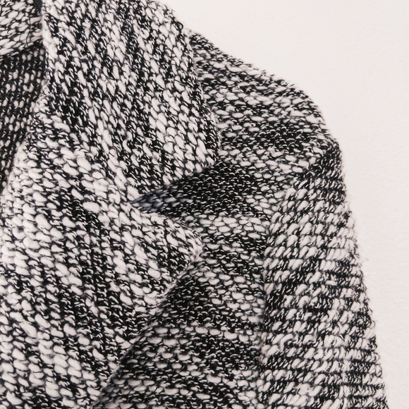 Junior's Knit Blazer - Picture 2 of 6